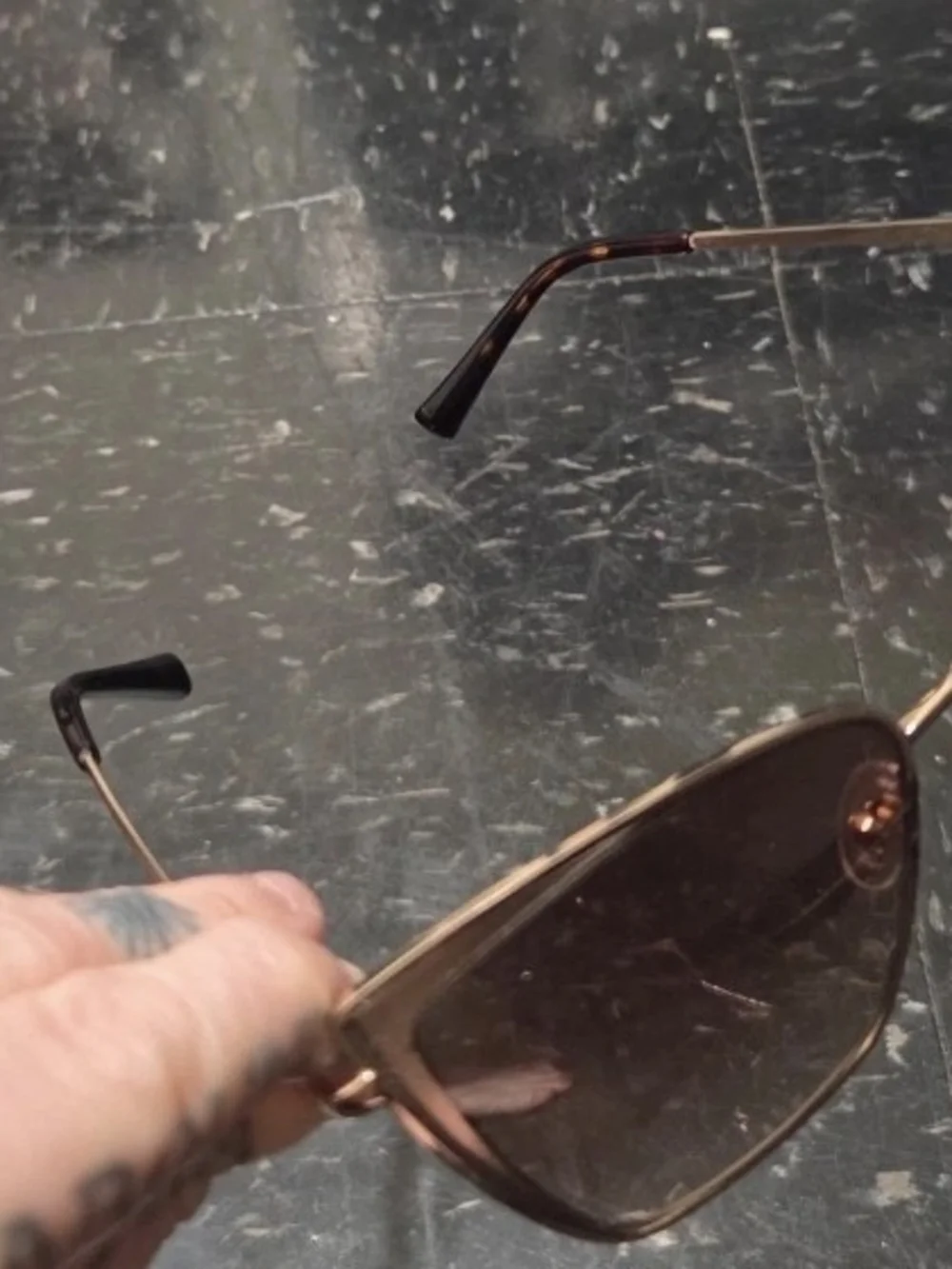 Diff Eyewear Gold Sunglasses with Snap Closure Case